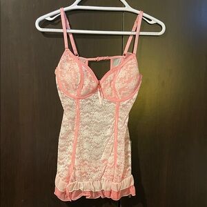 Elegant Pink Lace Chemise